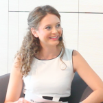 Moderatorin Lena Reuter buchen 5